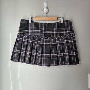 Plaid mini skirt